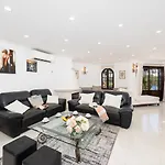 Villa Cristina 15 *
